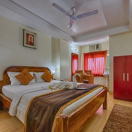 Hotel Seetal Каттак Экстерьер фото